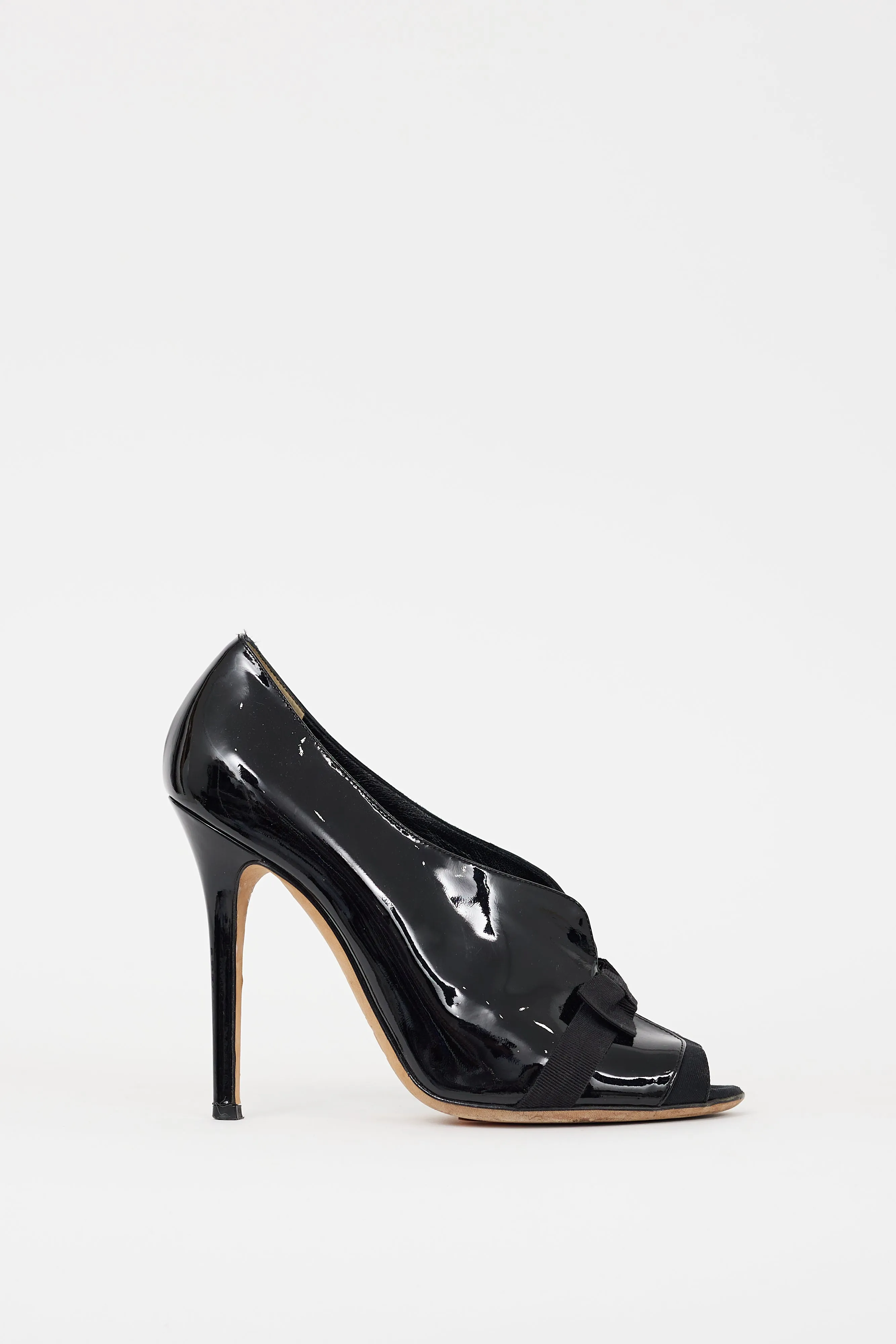 Black Patent Leather Bow Heel