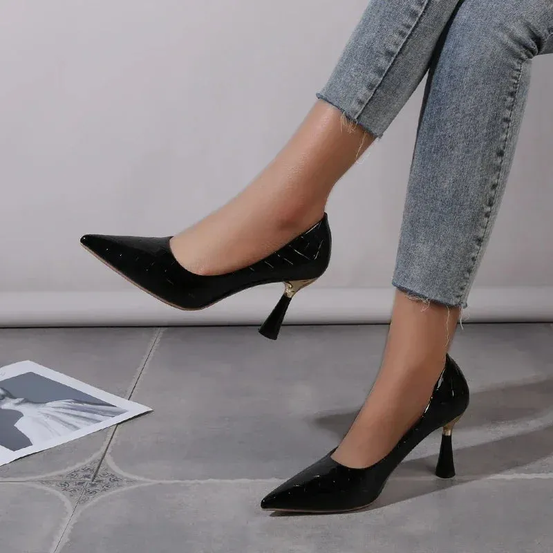 Devony Pointed Toe Pumps