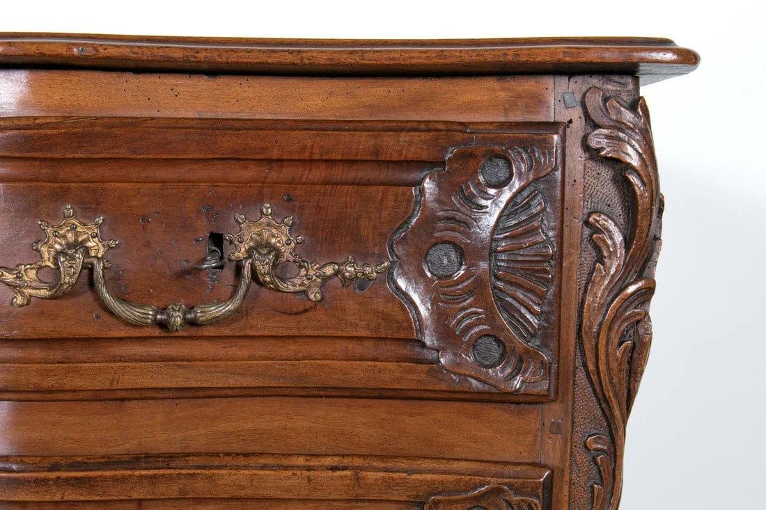 Exceptional 18th Century Regence Period Lyonnaise Commode Galbé