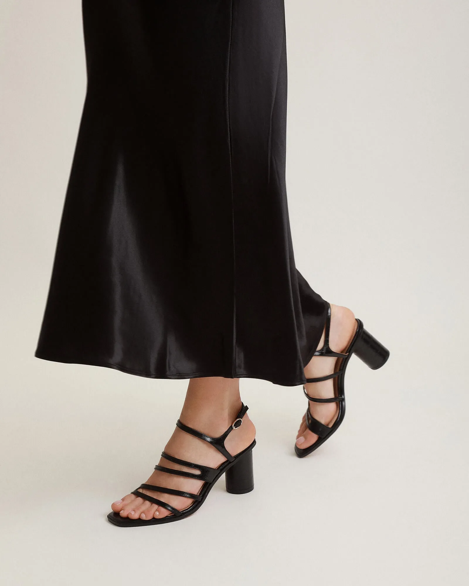 NOBU HIGH HEEL SANDALS BLACK SHINY LIZARD