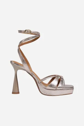 Seychelles Sweet Nothings Heels in Morganite Metallic