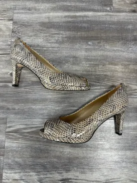 Shoes Heels Stiletto By Stuart Weitzman In Snakeskin Print, Size: 8.5