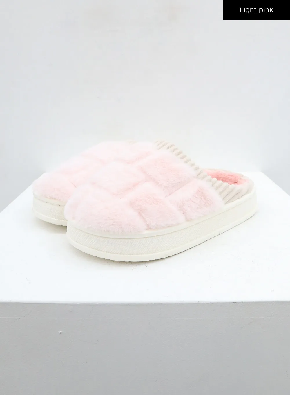 Square Faux Fur Slippers BD01